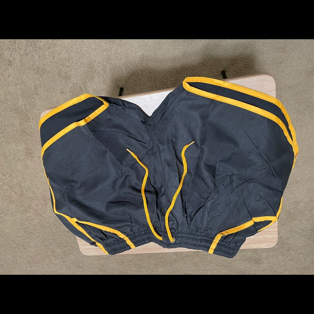 Shorts made with 100% cotton Brand new - Picture 6 of 9